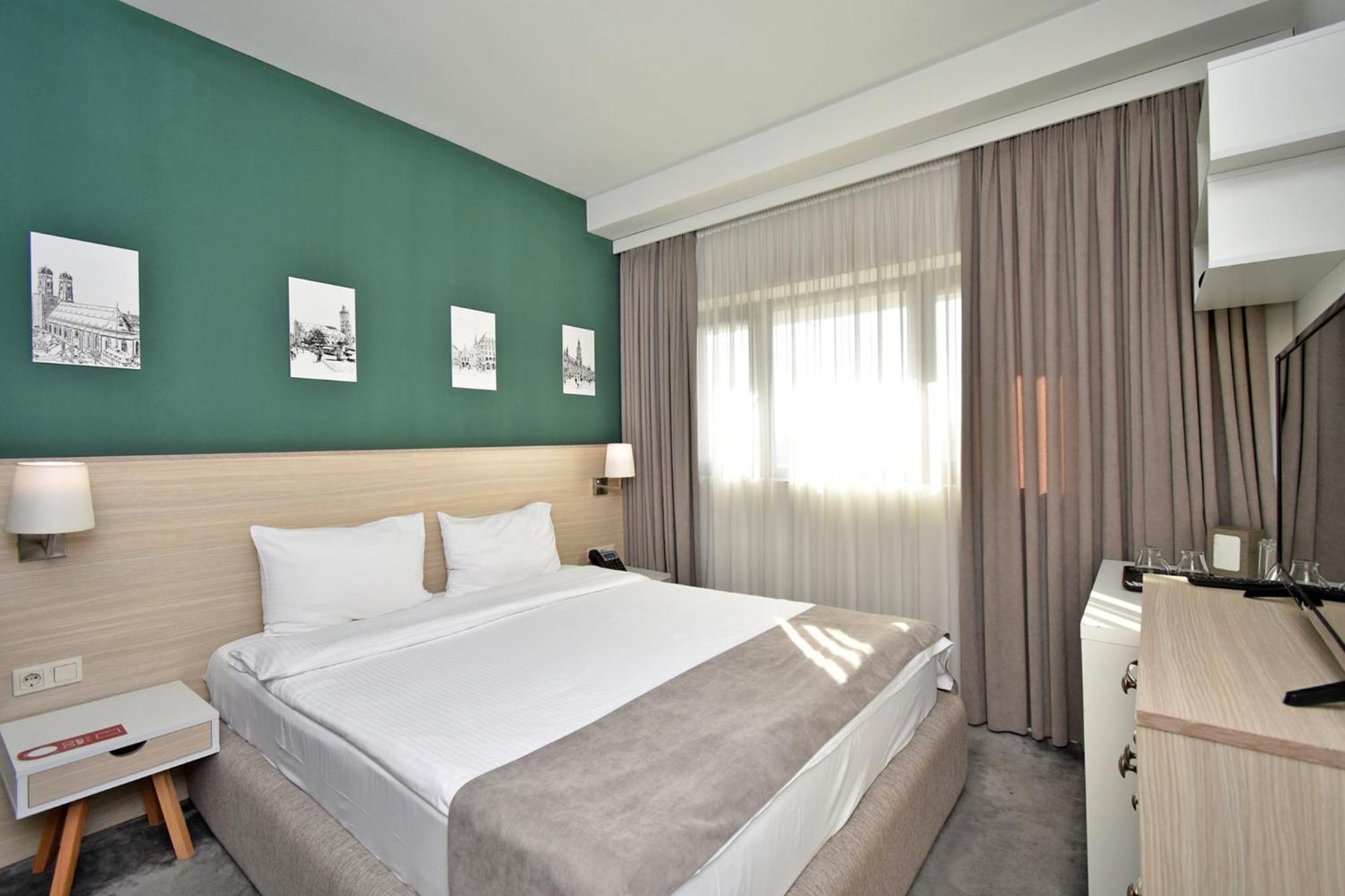 In City Hotel เยเรวาน ภายนอก รูปภาพ